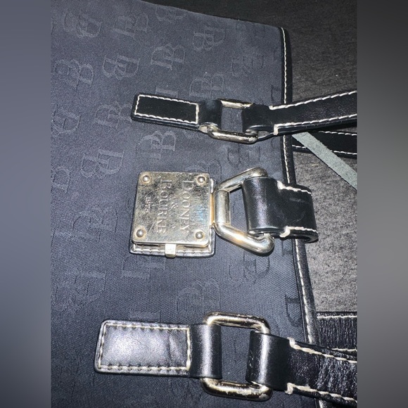 GUC Dooney & Bourke Bundle - Picture 4 of 7